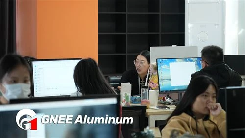 Large Aluminum Foil Roll